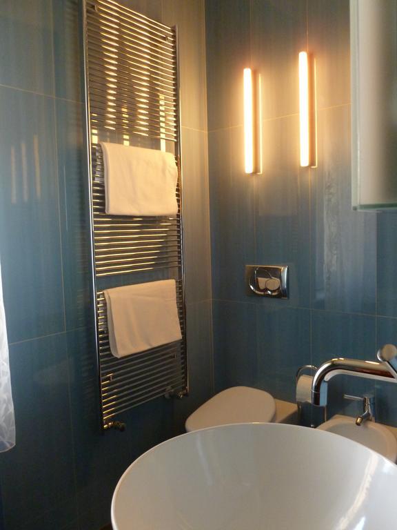 Two Connecting Double Rooms