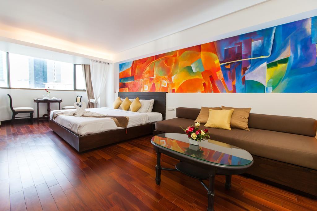 Deluxe Double or Twin Room