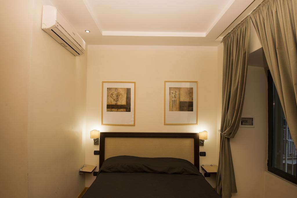 Double or Twin Room Patio