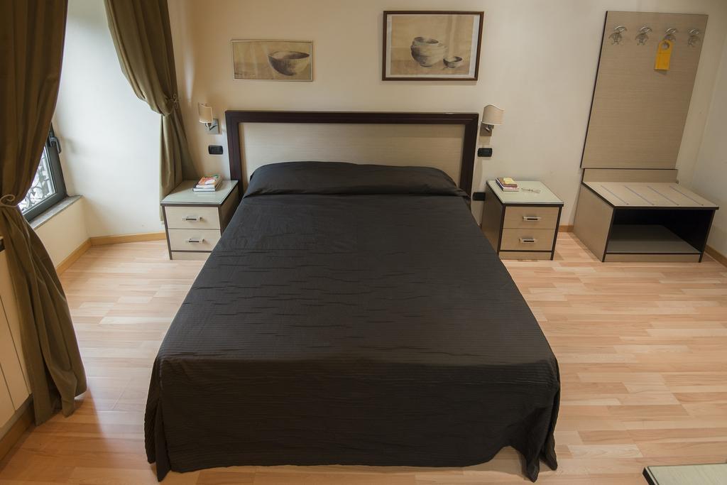 Deluxe Double or Twin Room City View