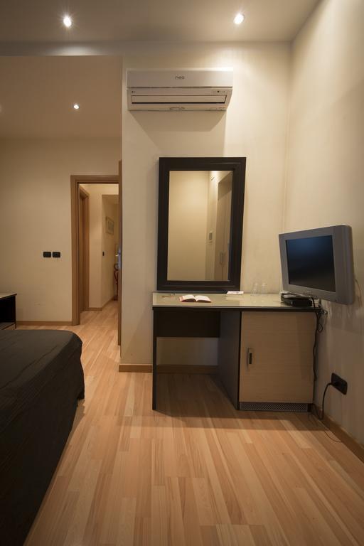 Deluxe Double or Twin Room City View