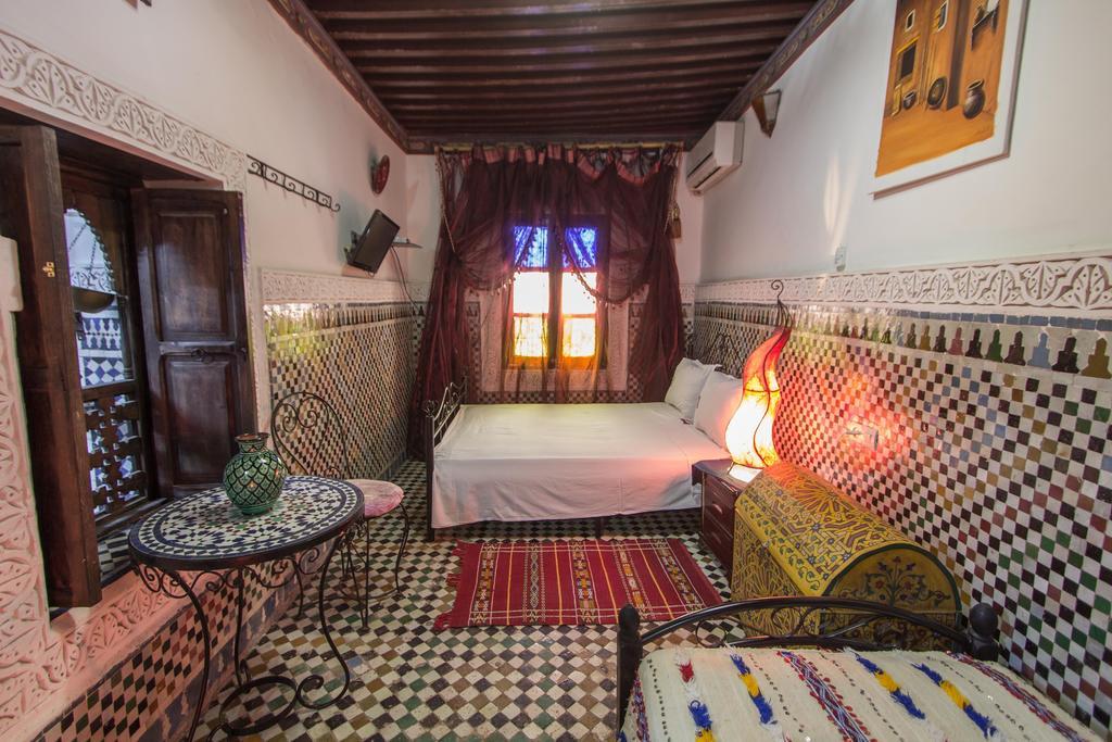 Chambre Familiale avec Salle de Bains