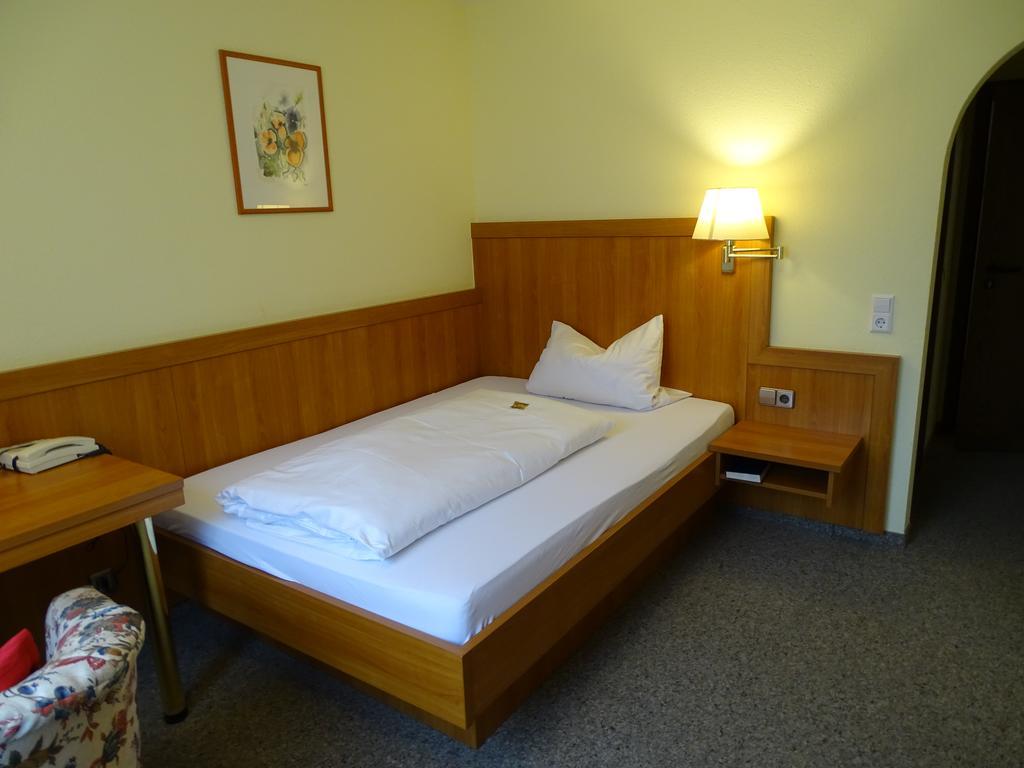 Comfort Single Room,228267908:JPEG
