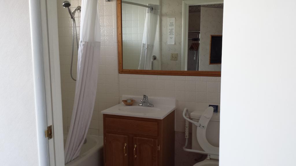 Habitación Estándar con 2 camas grandes - No fumadores