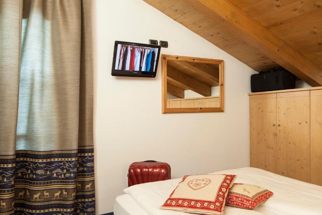 Luxury Two-Bedroom Apartment