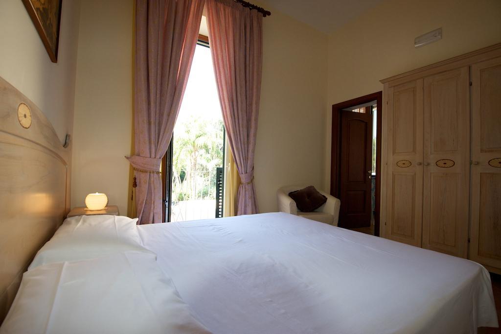 Double Room with Balcony,235776953:JPEG
