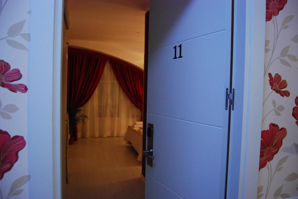 Deluxe Double Room City View