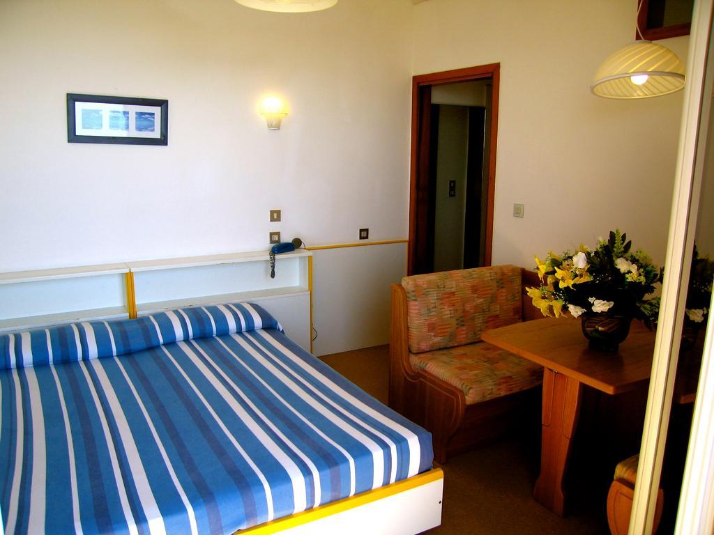 Double Room Partial Sea View