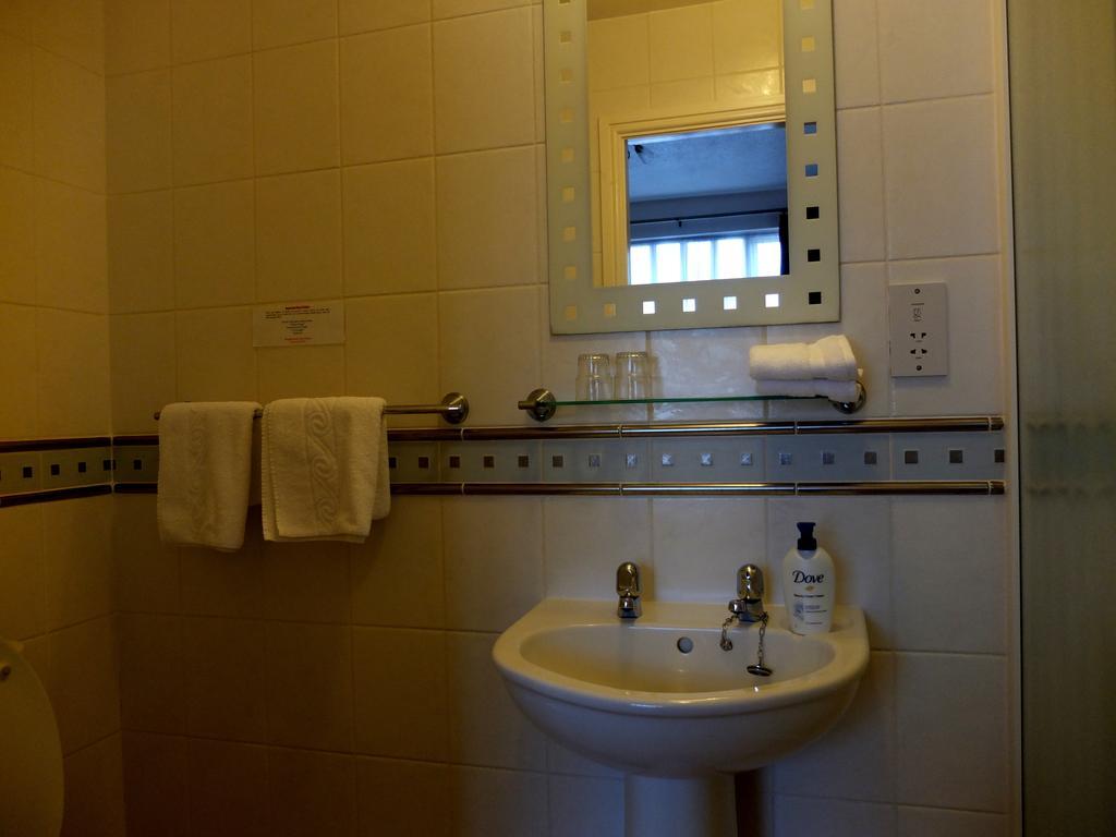 King Room,1373902502:JPEG