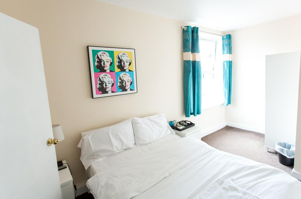 Standard King Room,632078775:JPEG