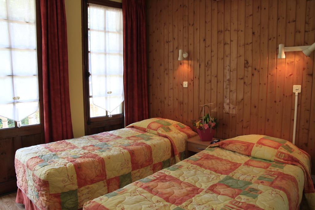 Standard Twin Room,235748445:JPEG