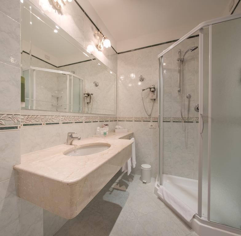 Chambre Double ou Lits Jumeaux Standard