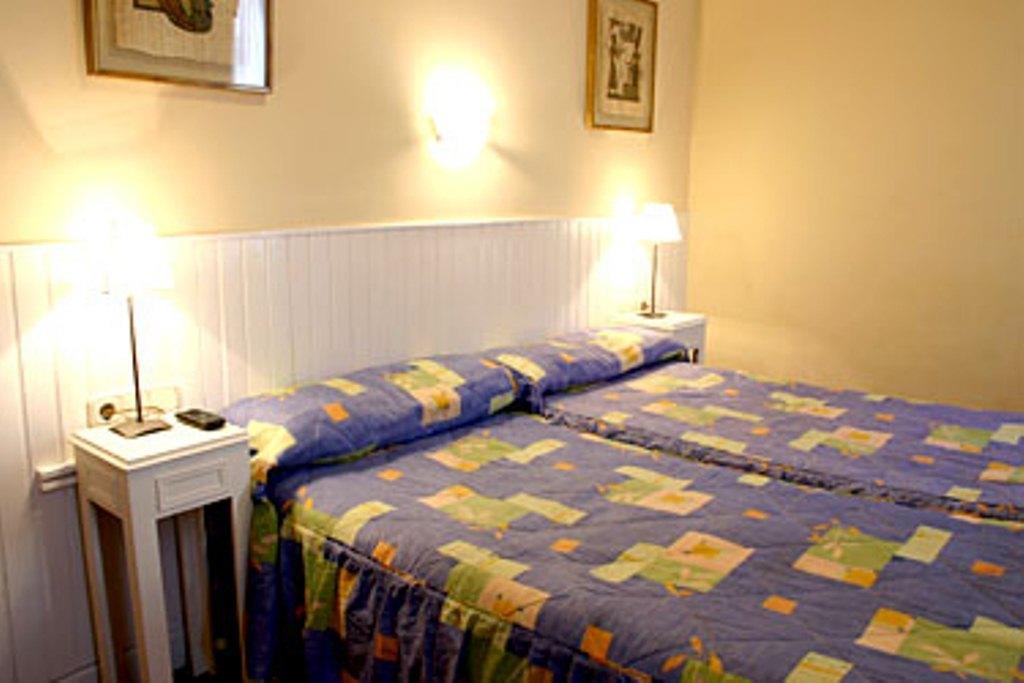 Chambre Triple avec Salle de Bains Commune