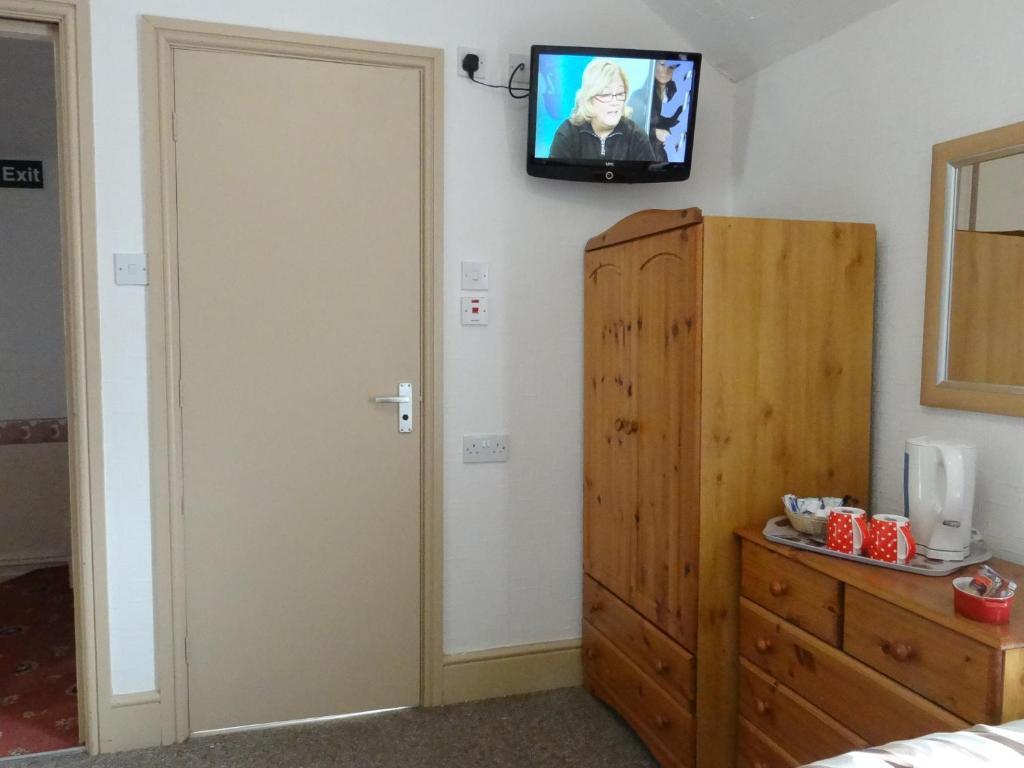 Twin Room Second Floor