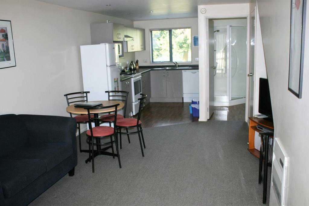 Superior Two Bedroom Apartment Two bathrooms