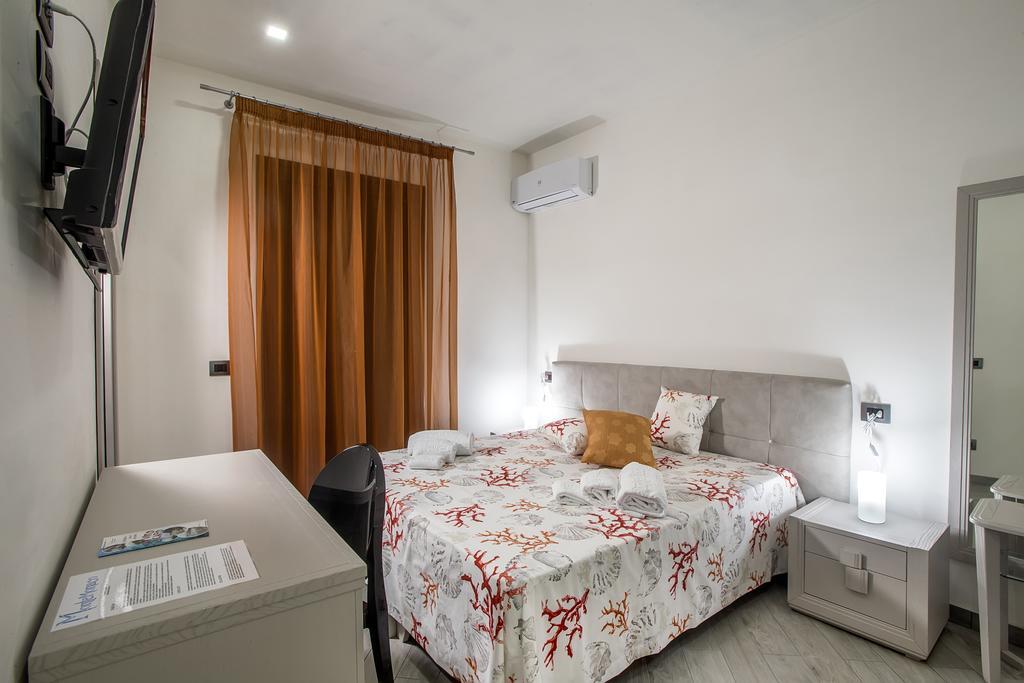Classic Quadruple Room
