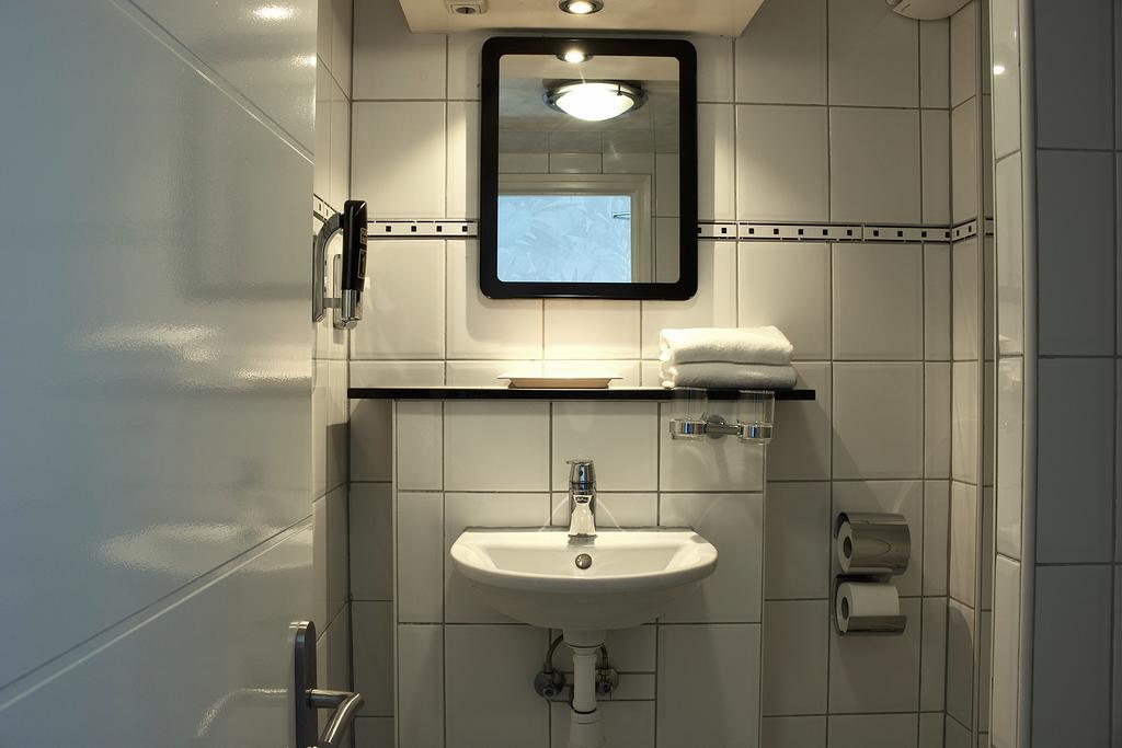 Habitación Individual con baño privado externo