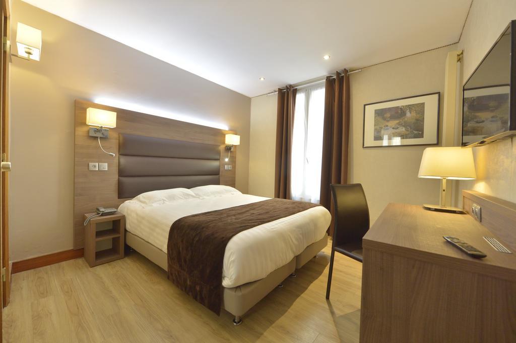 Quarto Duplo com Cama Extra (3 Adultos)