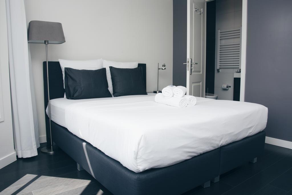 Double Room with Canal View,265876569:JPEG