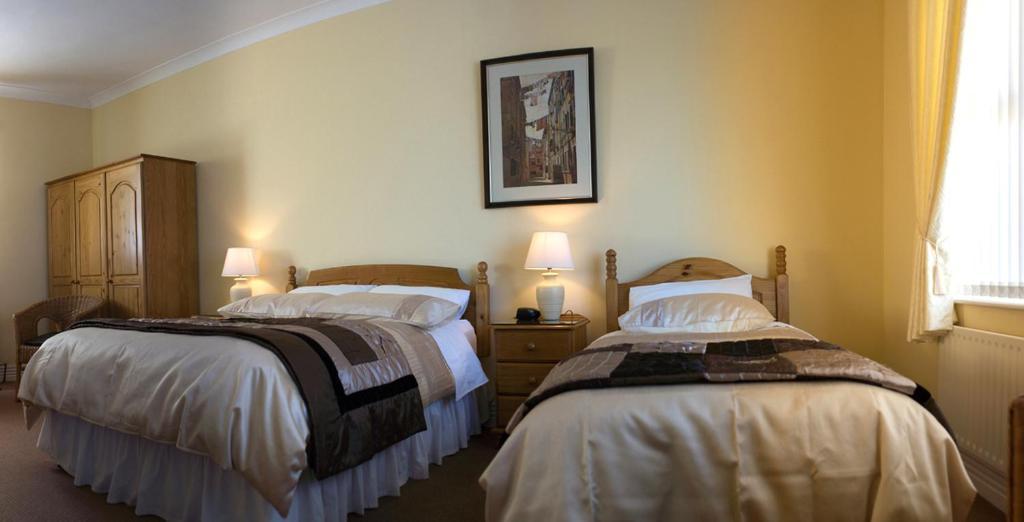 Triple Room Double Single