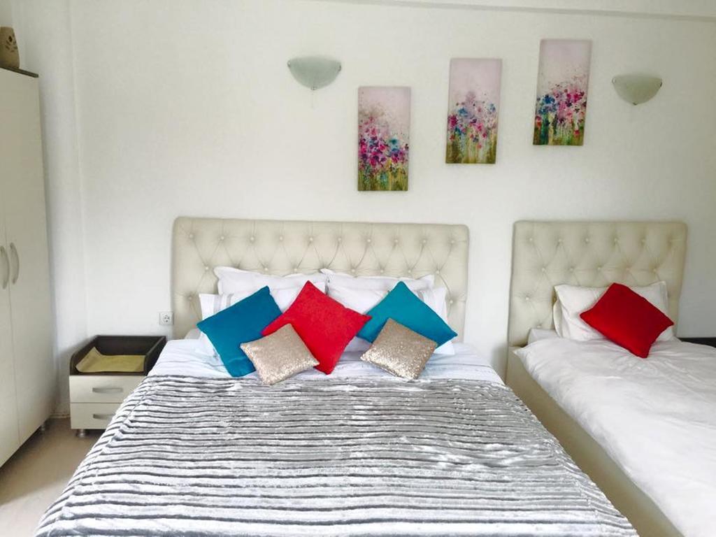 Habitación Mediana - 1 cama supletoria individual