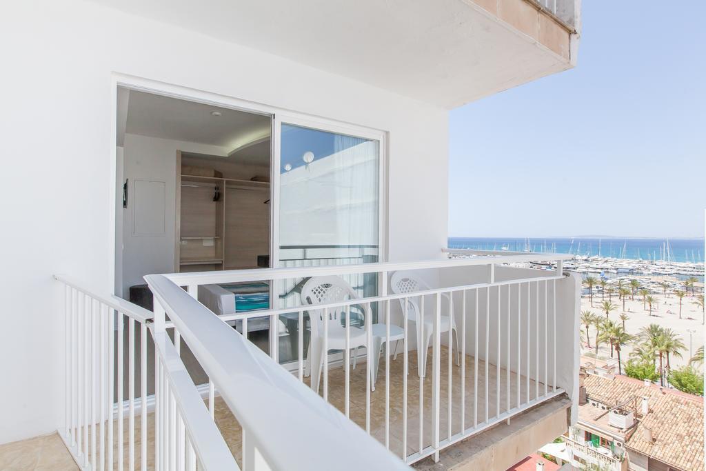 Single Room with Balcony,1306846633:JPEG