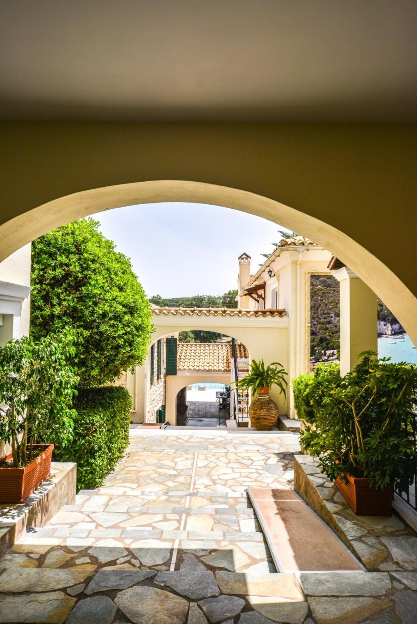Double Room partial Garden View