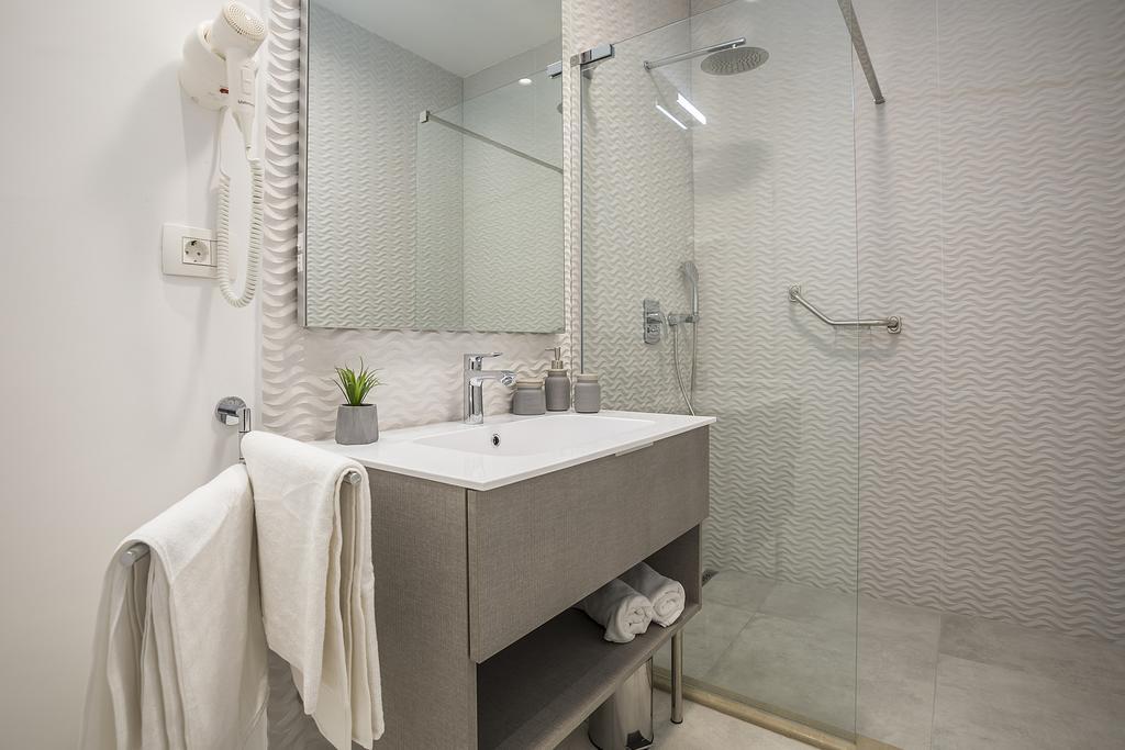Deluxe Double Room Balcony