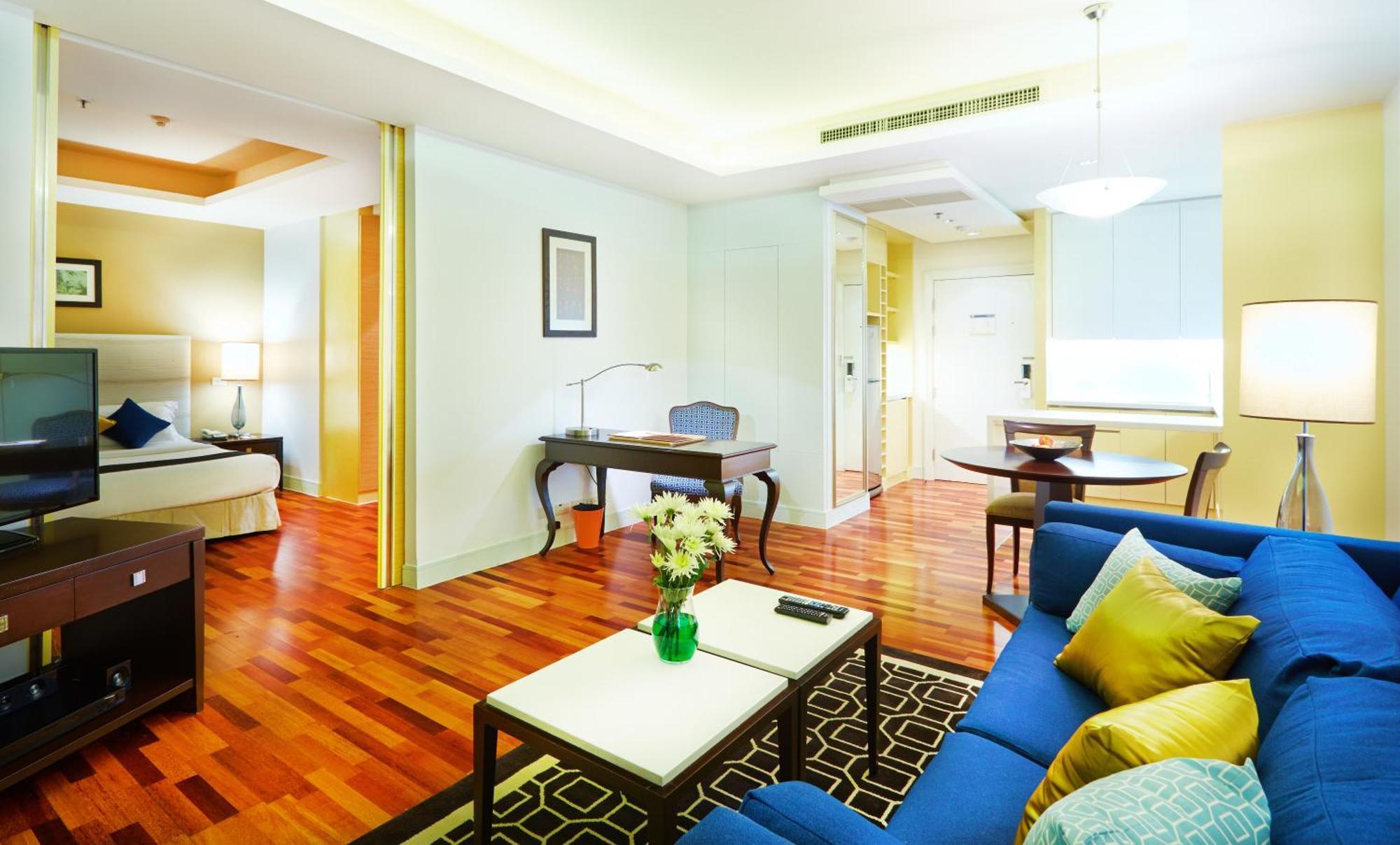 Deluxe One-Bedroom Apartment,350097286:JPEG