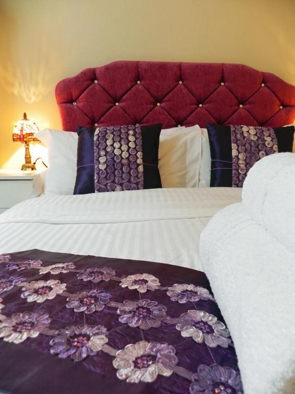 Small Double Room Room 6