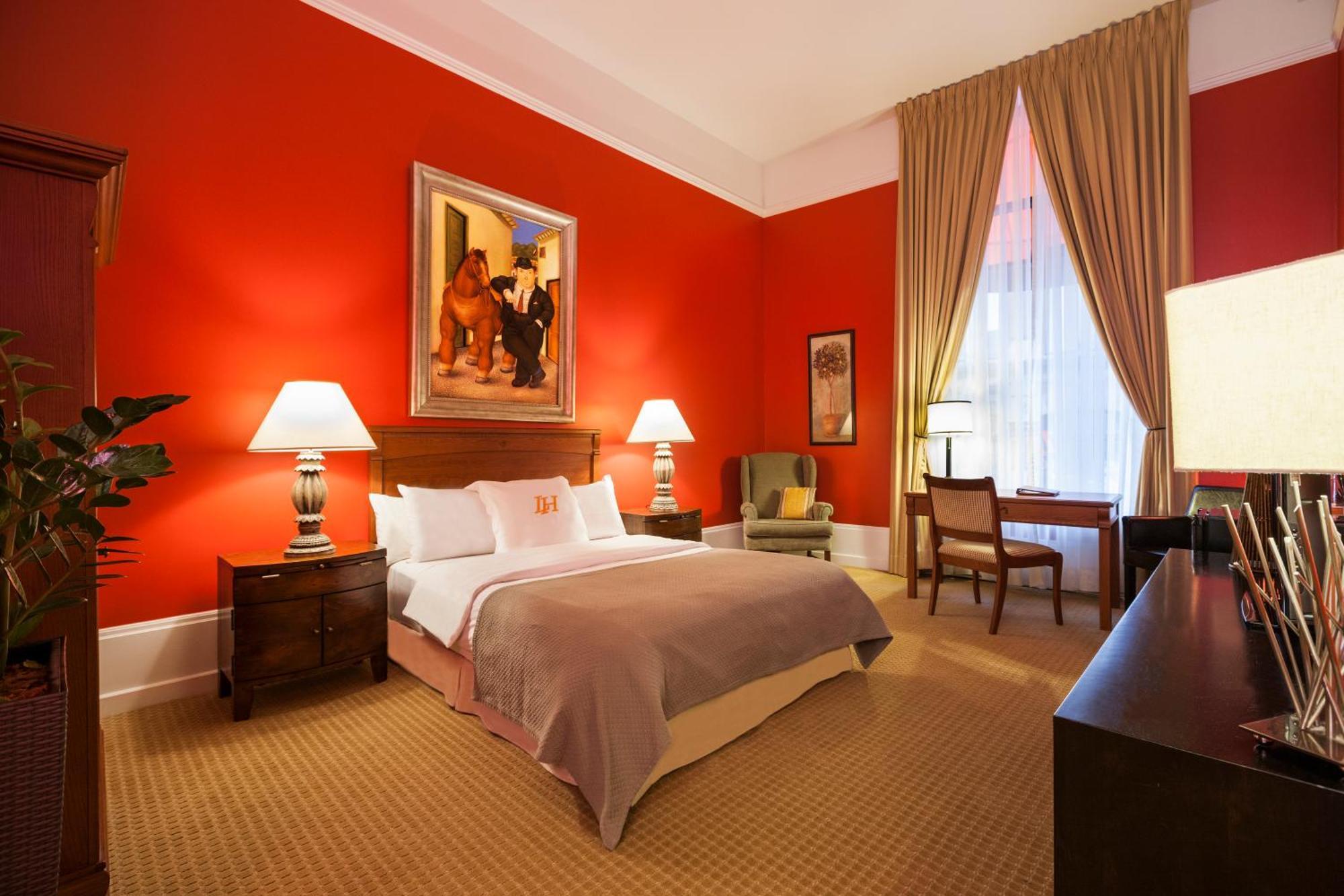 Premier King Room