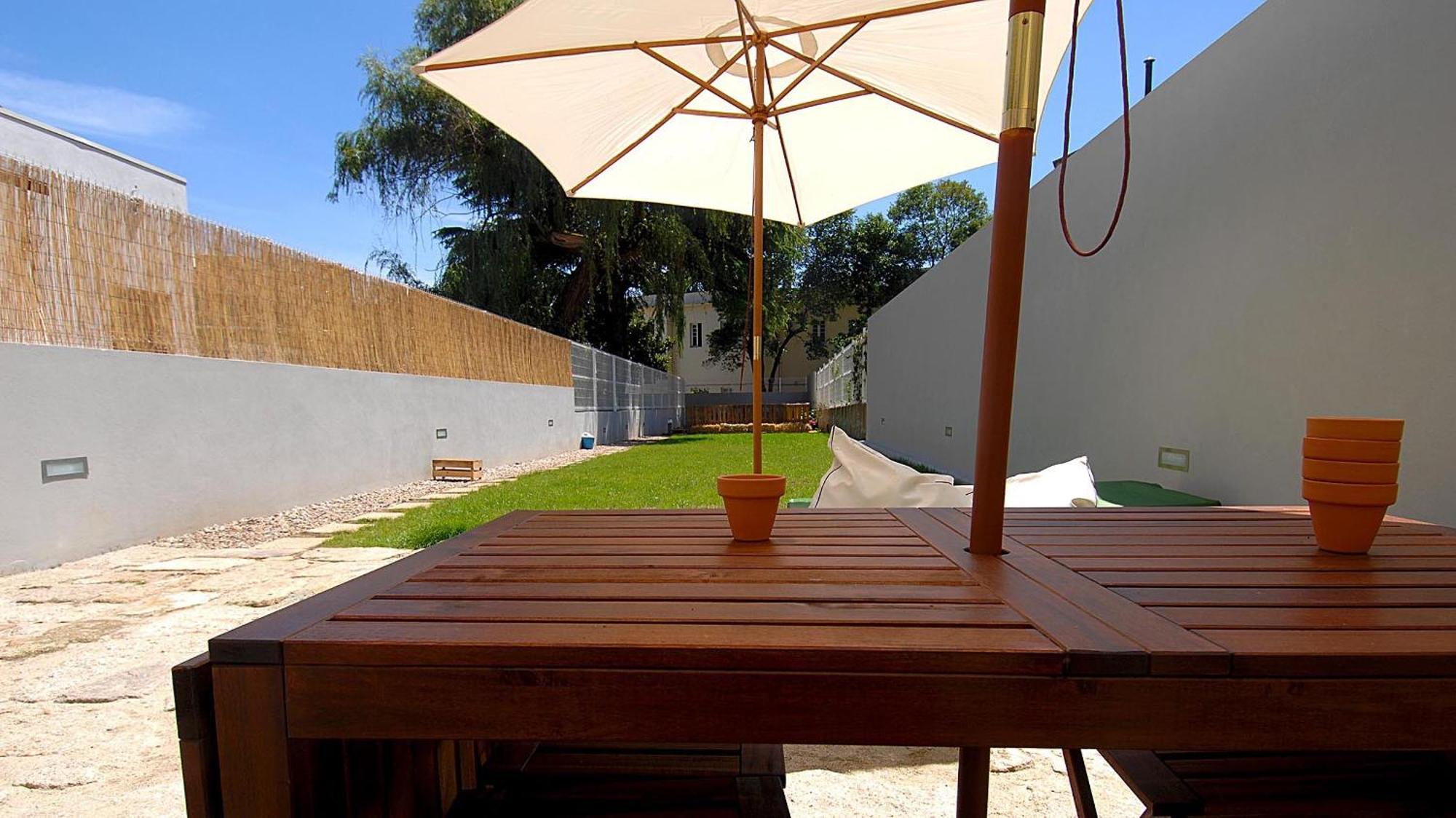 Family Room Garden View