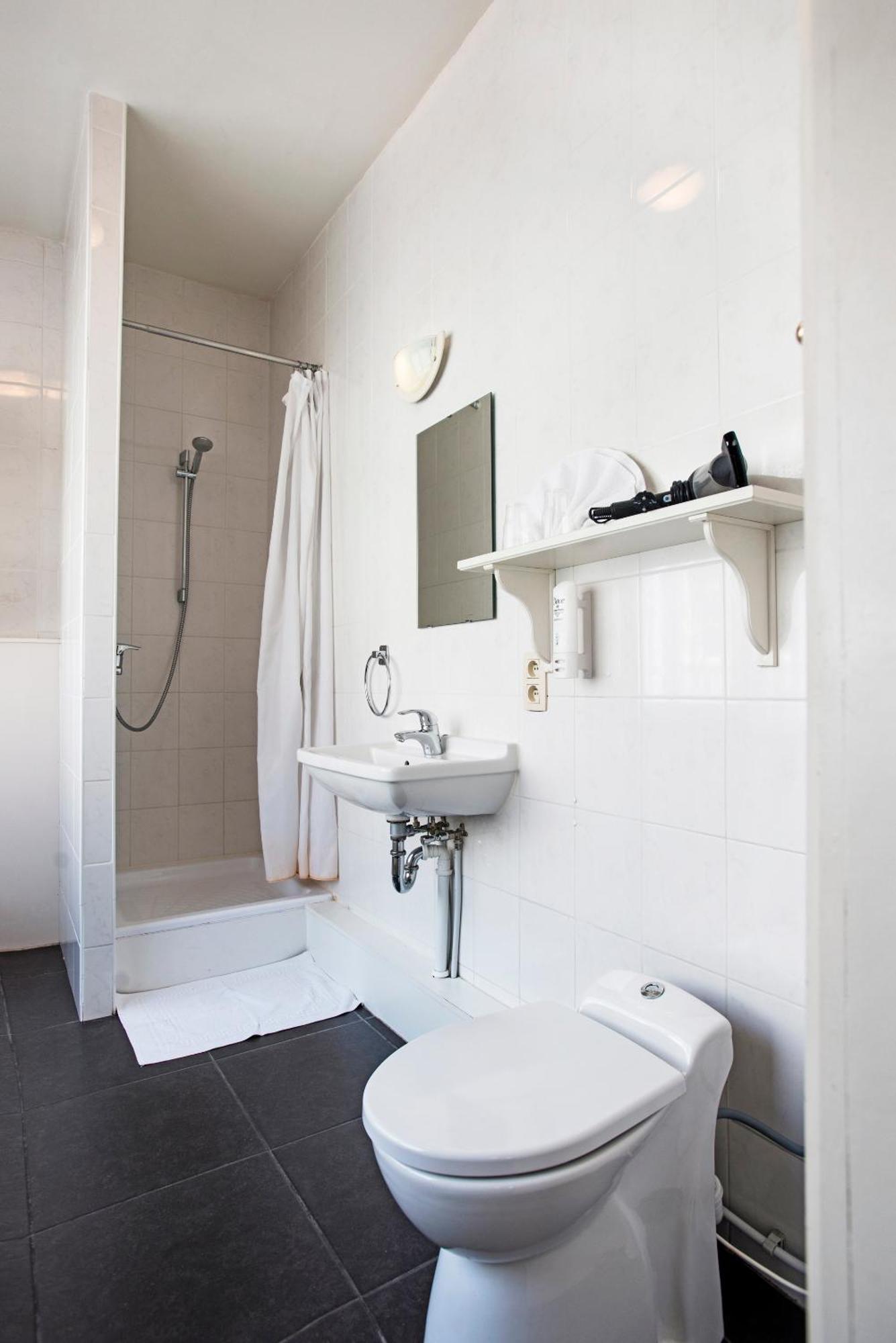 Doppelzimmer mit Sitzgelegenheit
