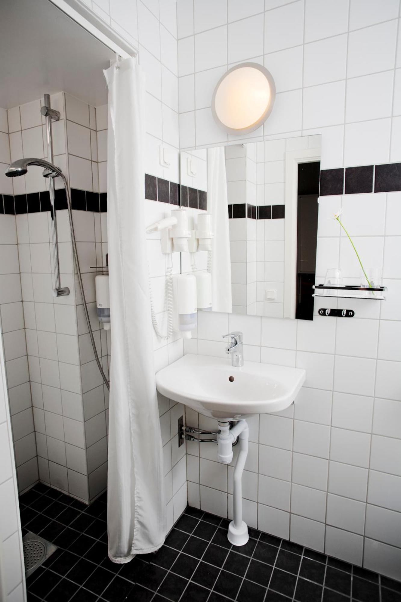 Room Private Bathroom