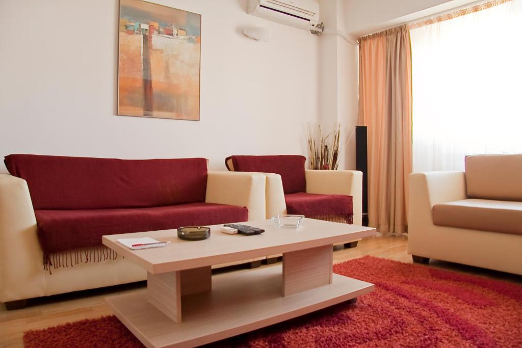 Quarto com 2 Camas de Solteiro