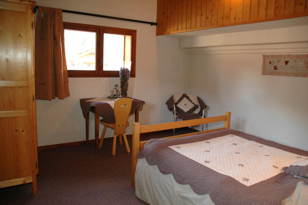 Three-Bedroom Apartment Alcove,342762136:JPEG