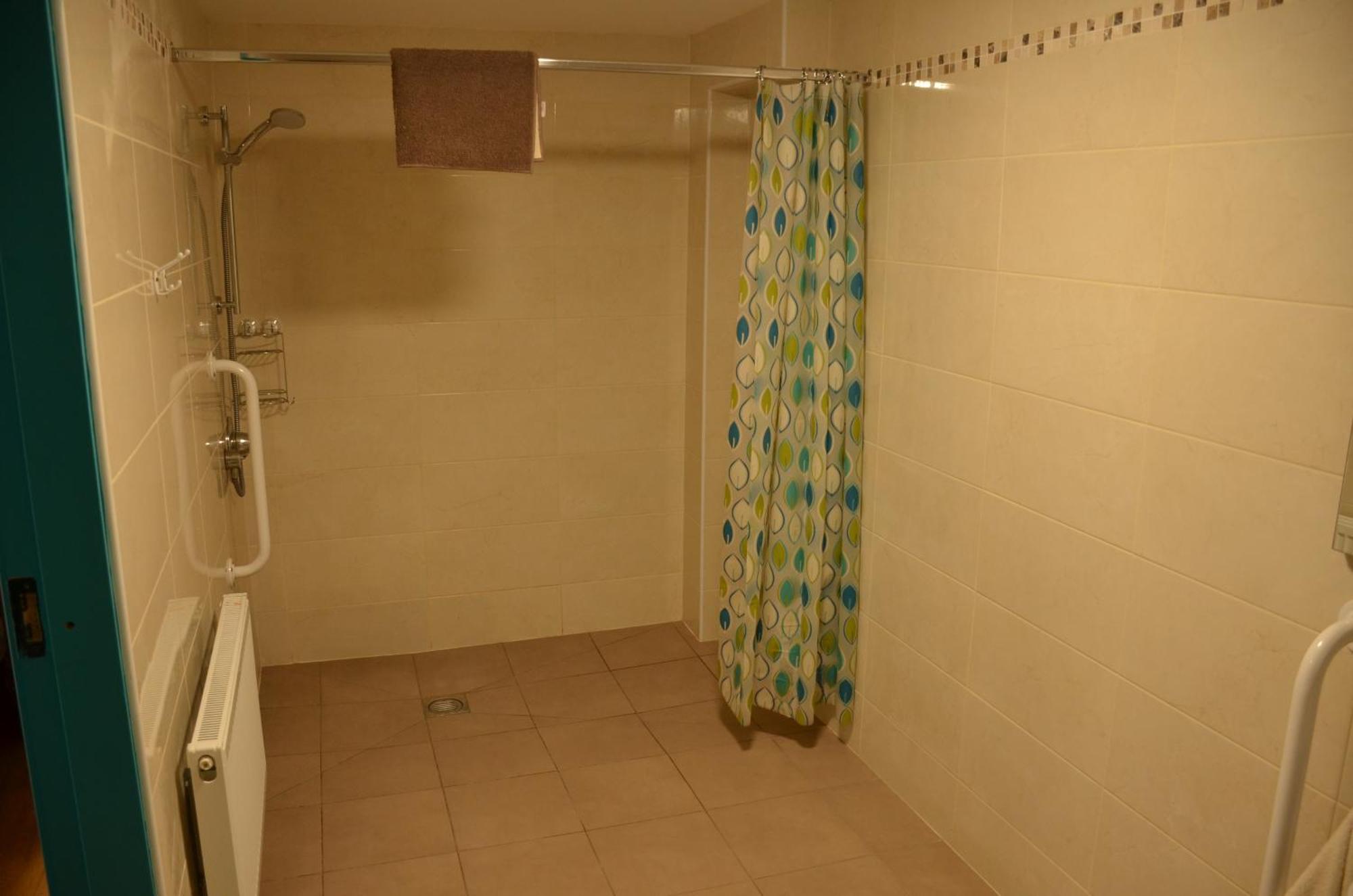 Double Room Private Bathroom