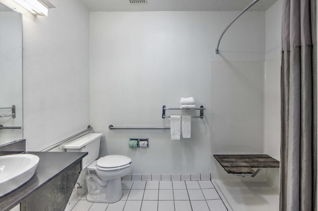 King Room Disability Access Non-Smoking