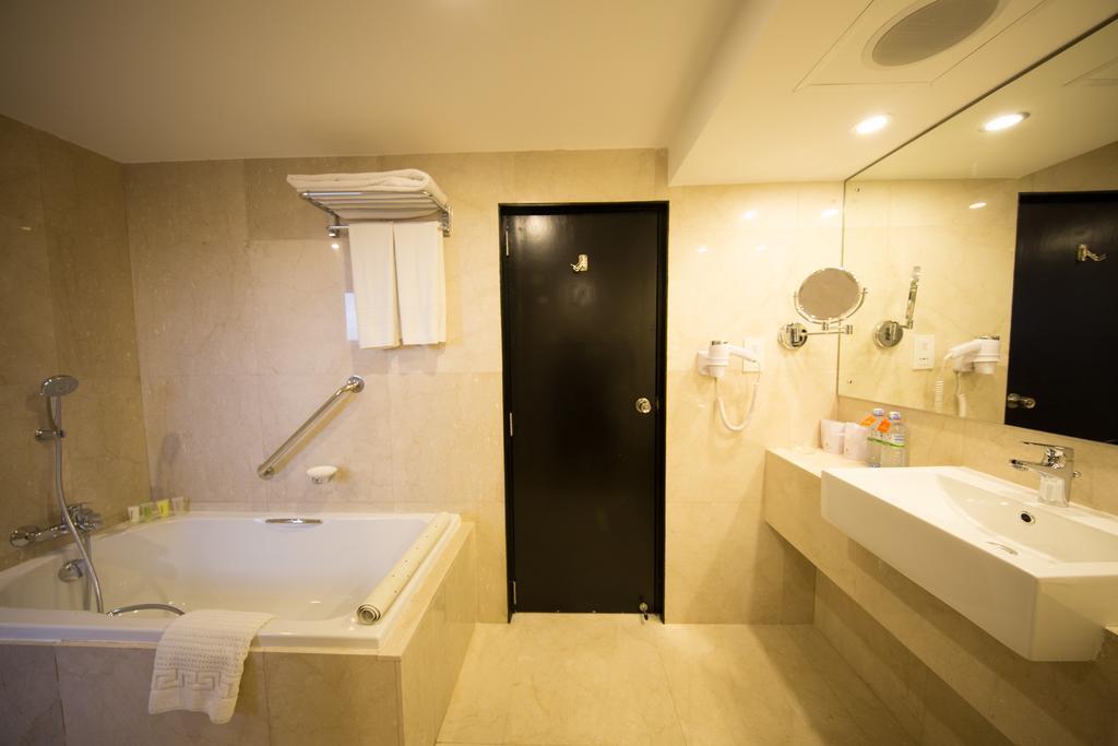 Premier Suite