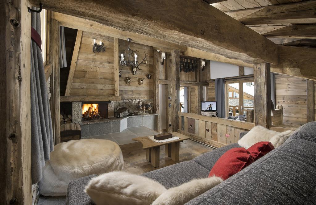 Luxury Suite