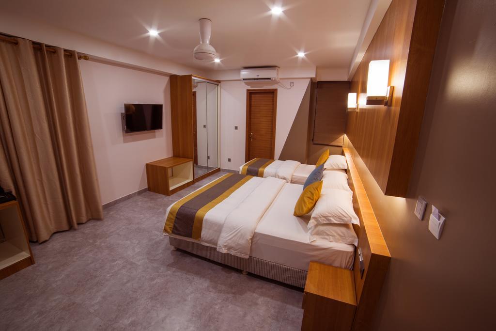 Deluxe Triple Room