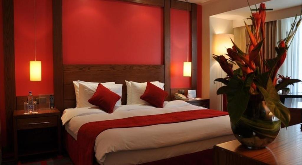 Standard Suite