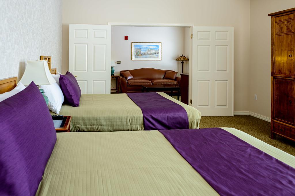 One-Bedroom Suite
