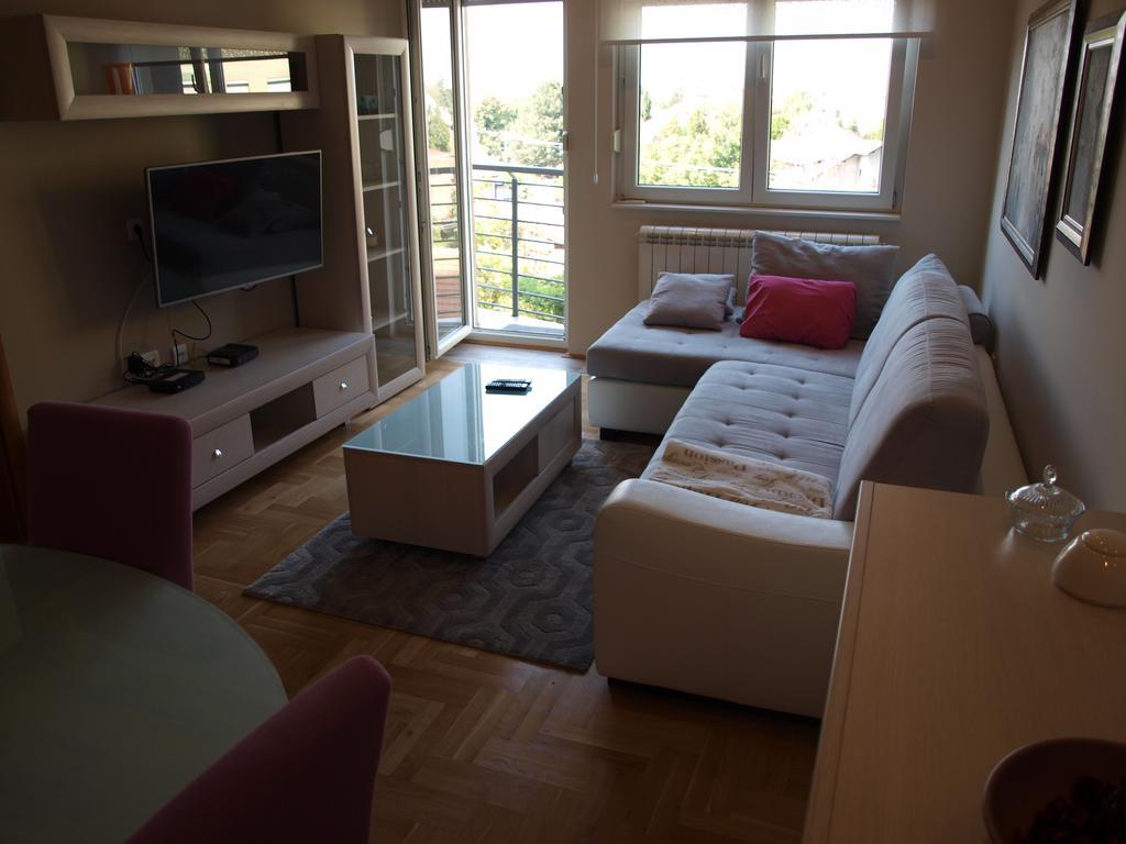 Premiere Room