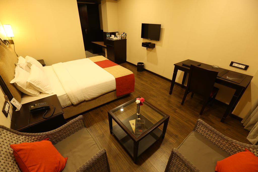 Corporate Room