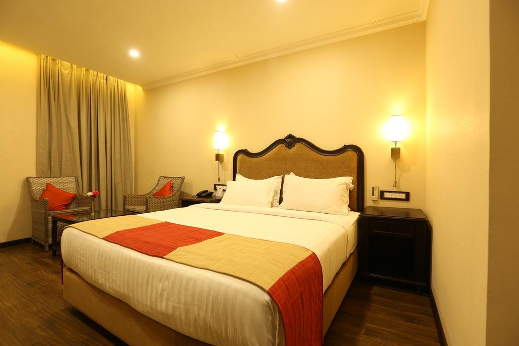 Corporate Room
