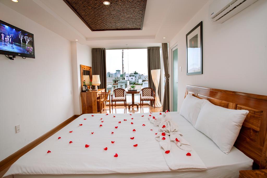 Senior Deluxe Double or Twin Room Balcony