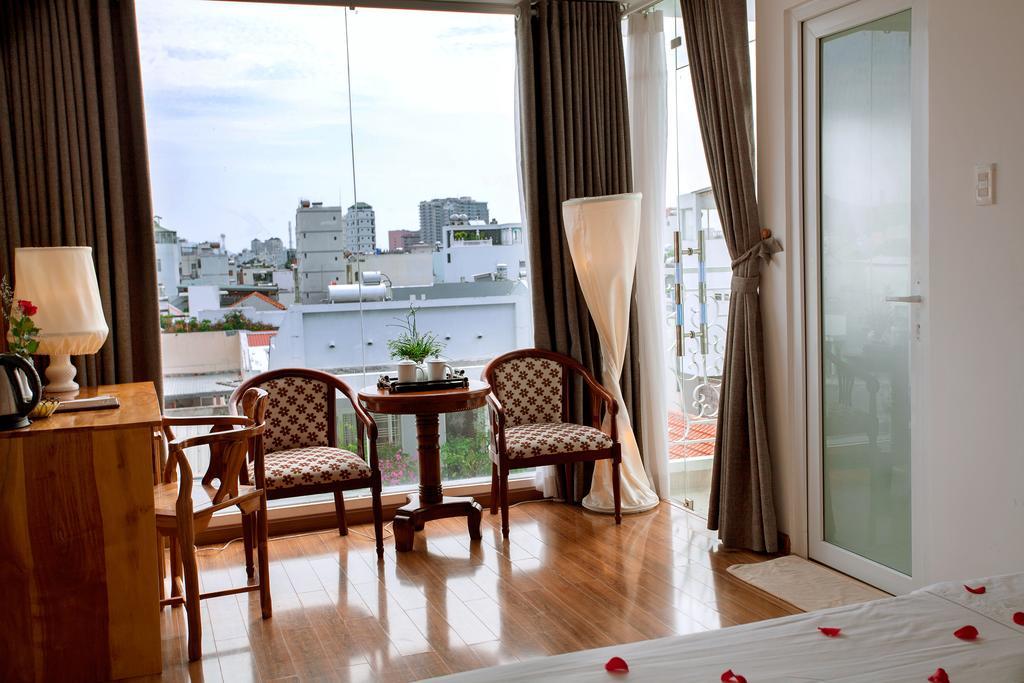 Senior Deluxe Double or Twin Room Balcony