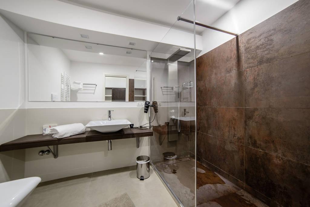 Luxury Quadruple Room,216180458:JPEG