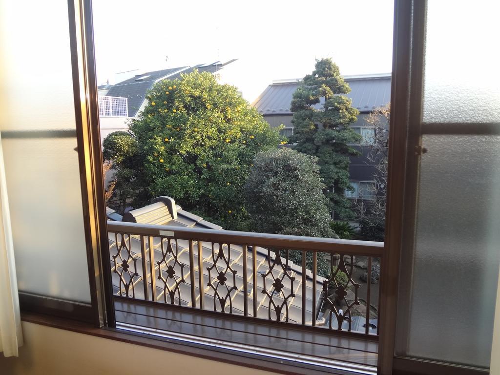Standard Twin Room Garden View 201